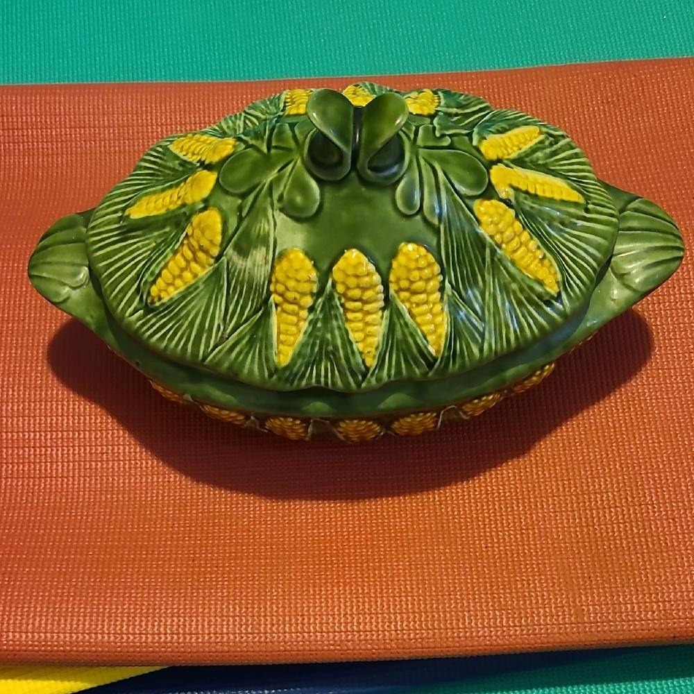 Green & Yellow Corn Relief Ceramic Covered Dish - Home Dining Serveware